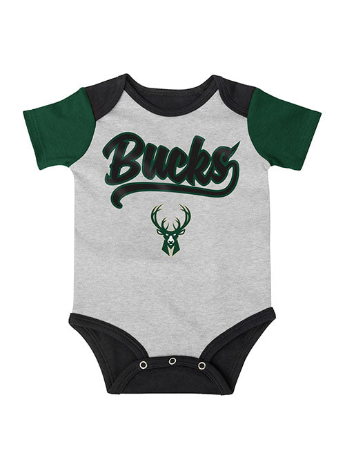 Infant Outerstuff Buzzer Beater Milwaukee Bucks 3-Piece Set - Onesie Front View