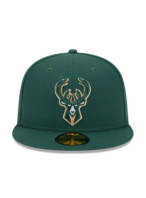 New Era Conference Patch 59Fifty Milwaukee Bucks Fitted Hat in Green - Front View