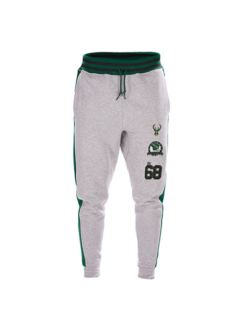 New Era Icon State '68 Milwaukee Bucks Jogger Pants in Grey - Front View