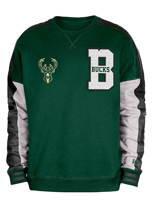 New Era Double Chest Hit Milwaukee Bucks Crewneck Sweatshirt in Green - Front View