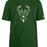 New Era Key Styles Icon Milwaukee Bucks T-Shirt in Green - Front View