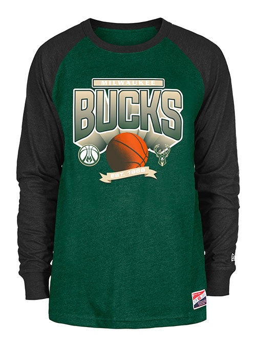 New Era Raglan Throwback Milwaukee Bucks Long Sleeve T-Shirt in Green and Black - Front View