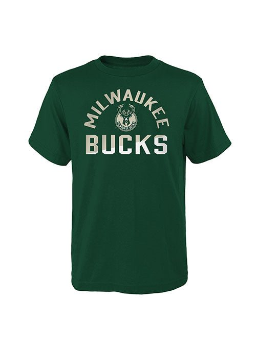 Juvenile Outerstuff Halftime Milwaukee Bucks T-Shirt in Green - Front View