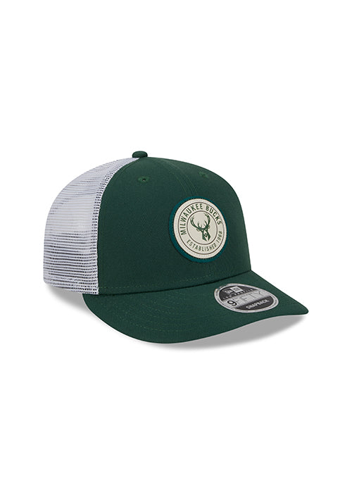 New Era 9Fifty Circle Logo Mesh Milwaukee Bucks Snapback Hat-angled right 