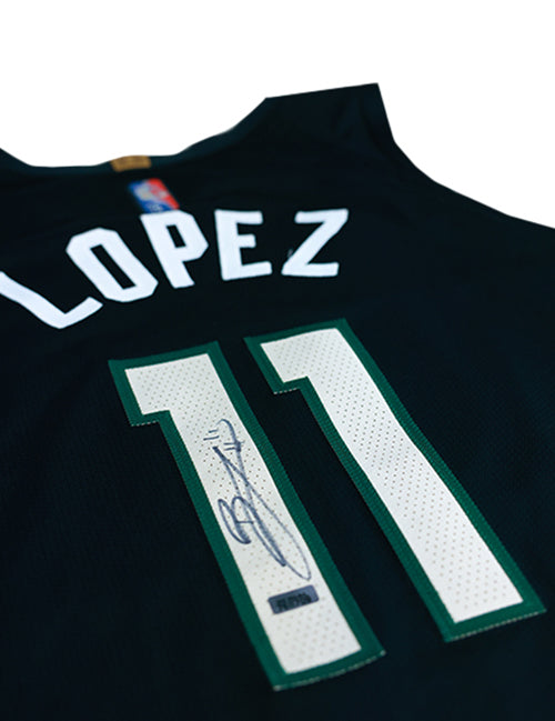 Signed Game-Used Jordan 2020 Statement Edition brook Lopez Milwaukee Bucks Authentic Jersey-signature