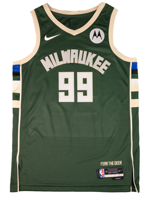 Signed Nike Icon Edition Jae Crowder Milwaukee Bucks Swingman Jersey-front