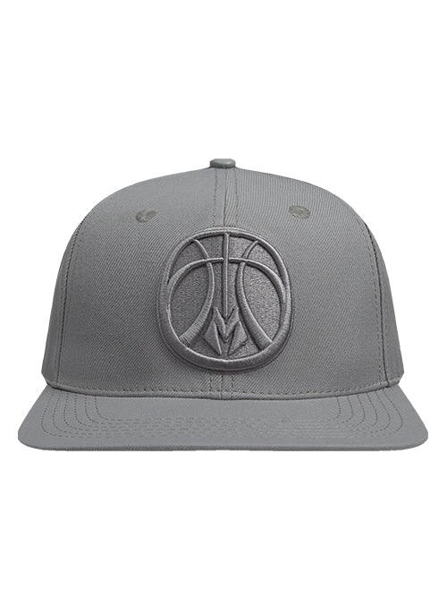 Pro Standard Neutral Grey Wool Milwaukee Bucks Snapback Hat-front