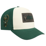 Pro Standard Club Member Badge Milwaukee Bucks Snapback Hat-angled right 