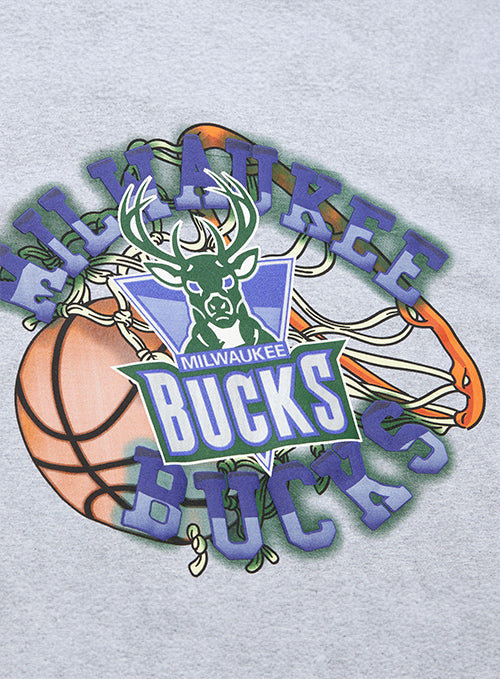 Mitchell & Ness HWC '93 Basket Graphic Milwaukee Bucks T-Shirt-close up