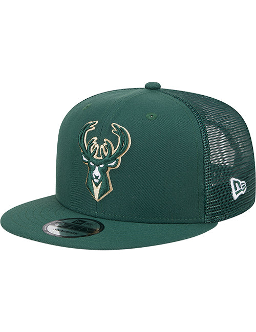 New Era 9Fifty Icon Logo Green Milwaukee Bucks Trucker Snapback Hat-angled left