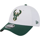 New Era 9Forty 2-Tone Color Dash Milwaukee Bucks Adjustable Hat-angled left