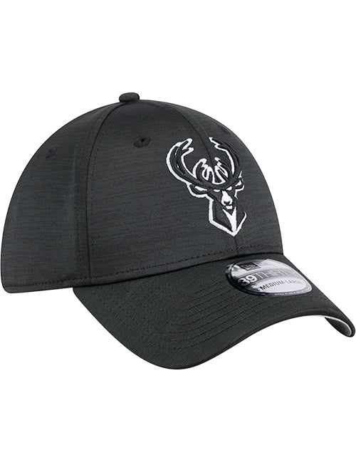 New Era 39Thirty Tech Black Milwaukee Bucks Flex Fit Hat-angled right