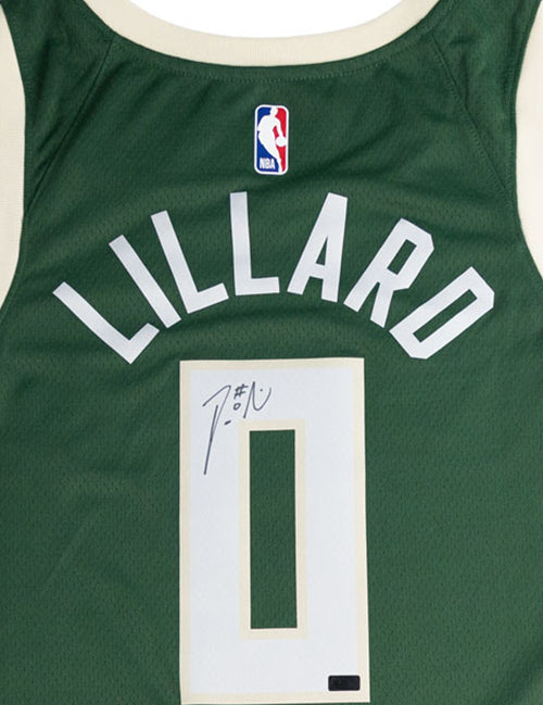 Signed Nike 2022 Icon Edition Damian Lillard Milwaukee Bucks Swingman Jersey-signature