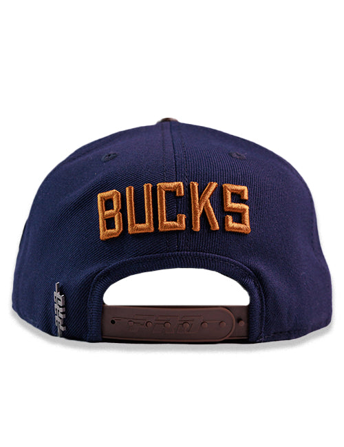 Pro Standard Alumni Dark Blue Milwaukee Bucks Snapback Hat-BACK