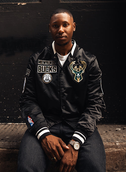 Pro Standard Retro Classic Milwaukee Bucks Satin Jacket-front