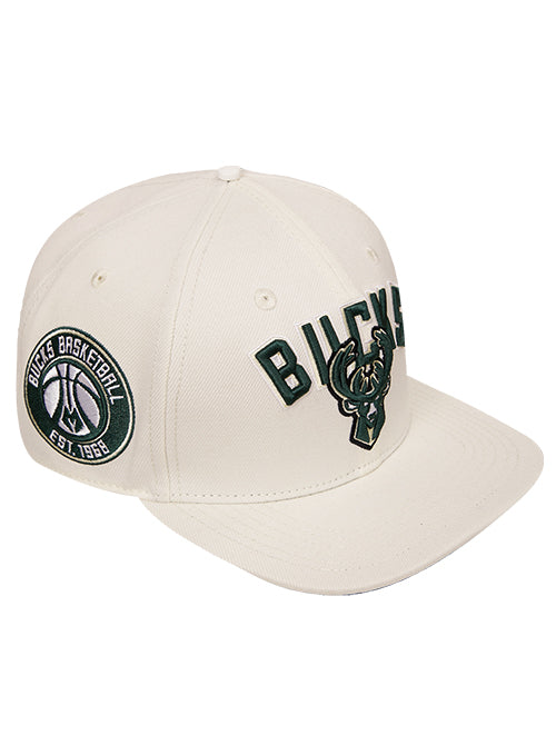 Pro Standard Retro Classic Milwaukee Bucks Snapback Hat-angled right 