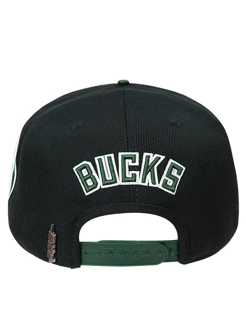 Pro Standard Retro Classic Milwaukee Bucks Snapback Hat-back