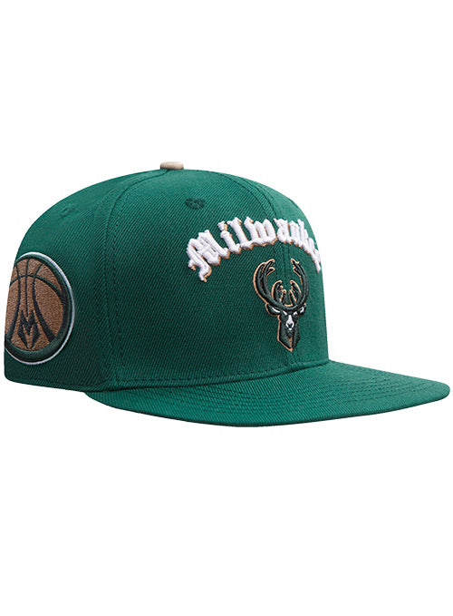 Pro Standard Old English Milwaukee Bucks Forest Snapback Hat-angled right