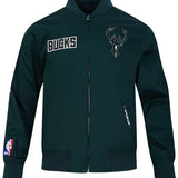 Pro Standard Wingspan Milwaukee Bucks Twill Jacket-front