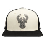 Pro Standard Reverse Terry Milwaukee Bucks Adjustable Hat-front