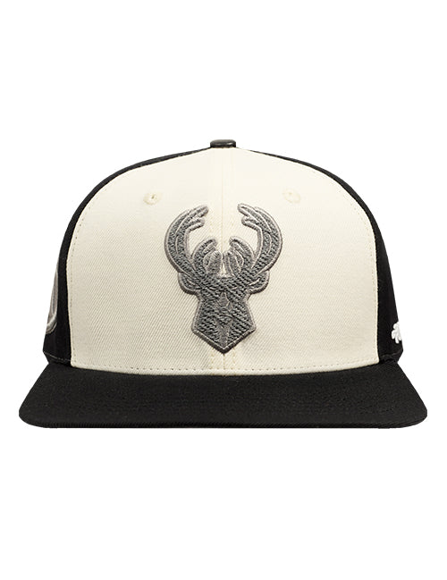 Pro Standard Reverse Terry Milwaukee Bucks Adjustable Hat-front