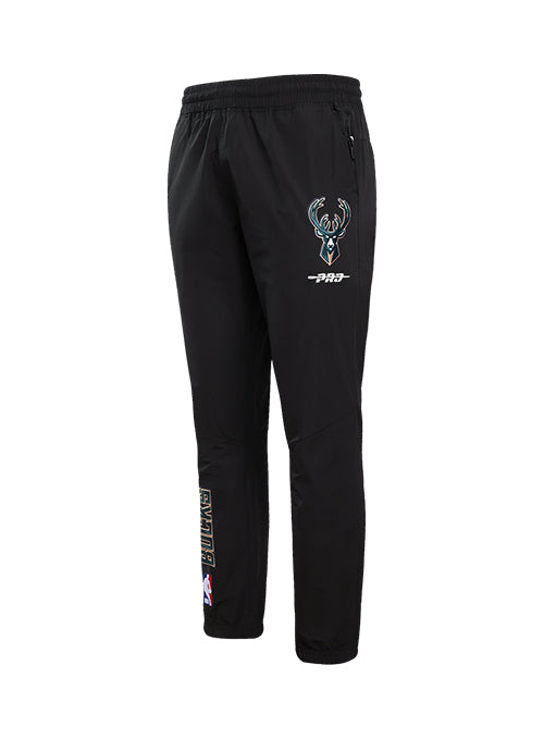 Pro Standard Woven Wind Milwaukee Bucks Jogger-angled front
