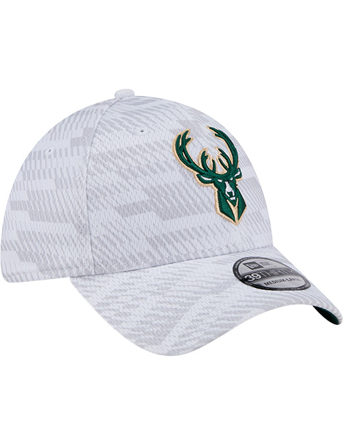 New Era 39Thirty Graded Milwaukee Bucks Flex Fit Hat-right