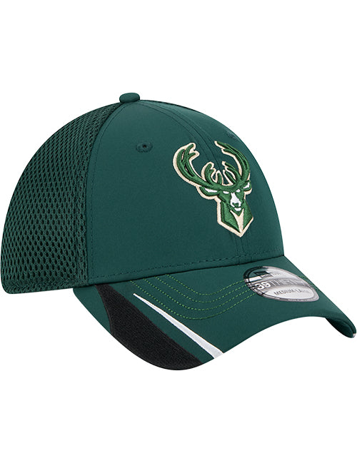 New Era 39Thirty Linear Milwaukee Bucks Flex Hat-right