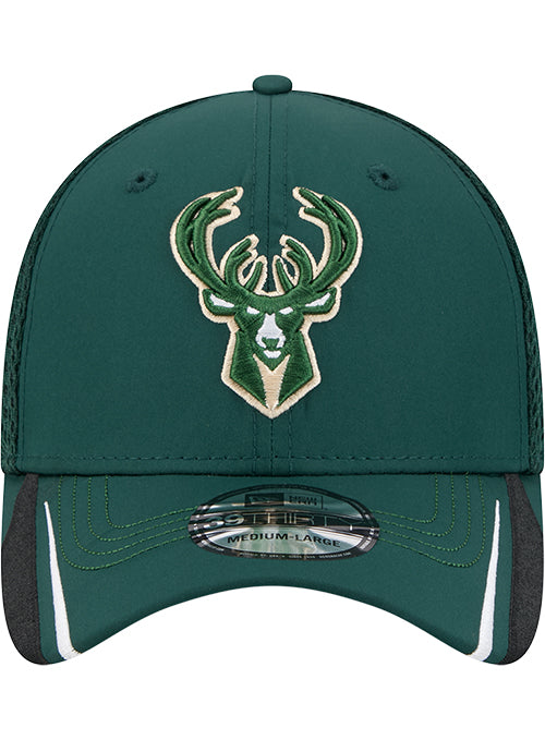 New Era 39Thirty Linear Milwaukee Bucks Flex Hat-front
