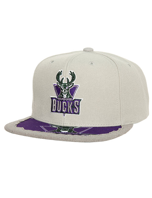 Mitchell & Ness HWC '93 Munch Time Milwaukee Bucks Snapback Hat-front