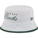 New Era Draft 2025 Milwaukee Bucks Bucket Hat-left