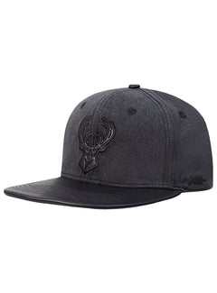Pro Standard Vanguard Washed Milwaukee Bucks Snapback Hat - angled left
