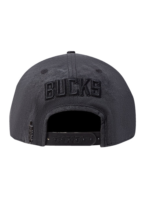 Pro Standard Vanguard Washed Milwaukee Bucks Snapback Hat-back