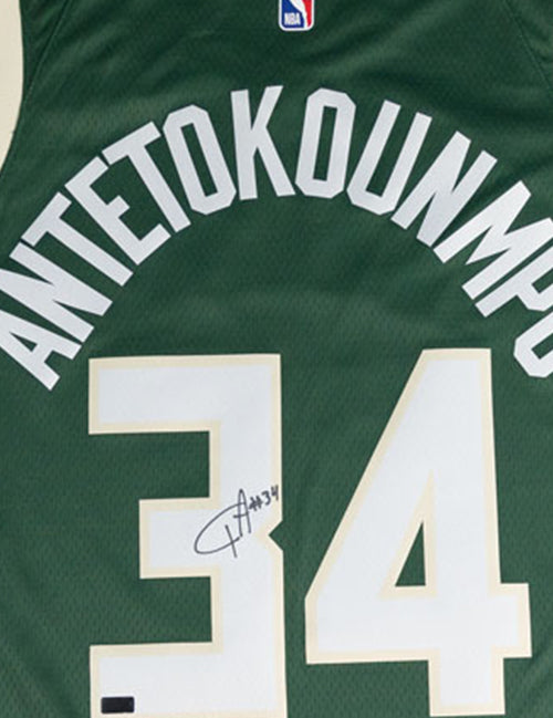 Signed Nike Icon 2022 Giannis Antetokounmpo Milwaukee Bucks Swingman Jersey-signature