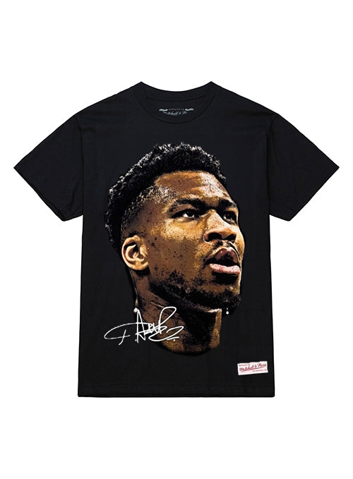 Mitchell & Ness Big Face Giannis Antetokounmpo Milwaukee Bucks T-Shirt