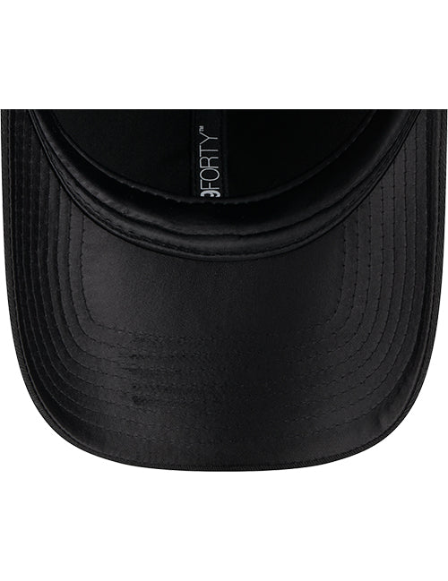 Women's New Era 9Forty Badge Milwaukee Bucks Adjustable Hat-UV