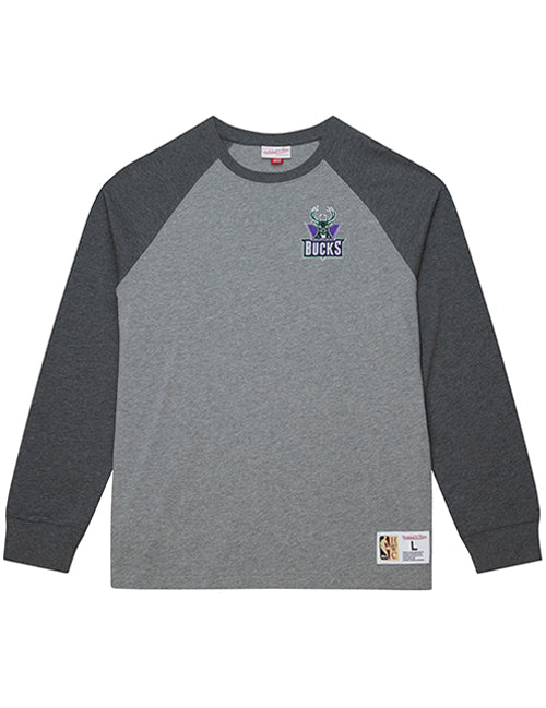Mitchell & Ness HWC '93 Legacy Milwaukee Bucks Long Sleeve T-Shirt-front