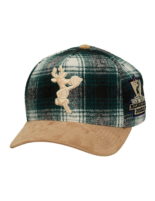 Mitchell & Ness HWC '68 Green Plaid Milwaukee Bucks Snapback Hat-front