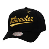 Mitchell & Ness HWC '68 Pro Pinned Gold Milwaukee Bucks Snapback Hat-front