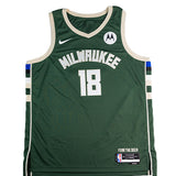Signed Nike 2022 Icon Edition Kyle Kuzma Milwaukee Bucks Swingman Jersey-front