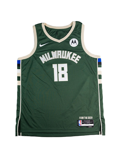 Signed Nike 2022 Icon Edition Kyle Kuzma Milwaukee Bucks Swingman Jersey-front