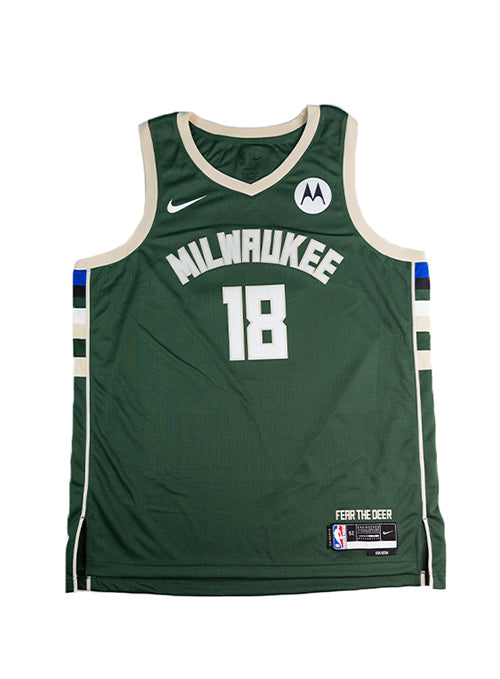 Signed Nike 2022 Icon Edition Kyle Kuzma Milwaukee Bucks Swingman Jersey-front