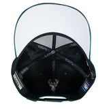 Pro Standard City Arch Milwaukee Bucks Wool Snapback Hat-UV