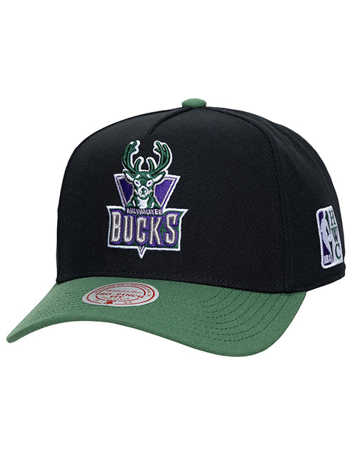Mitchell & Ness HWC '93 Classic Step Black Milwaukee Bucks Snapback Hat-front
