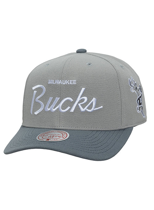 Mitchell & Ness HWC '68 Thunderstorm Milwaukee Bucks Adjustable Hat-front