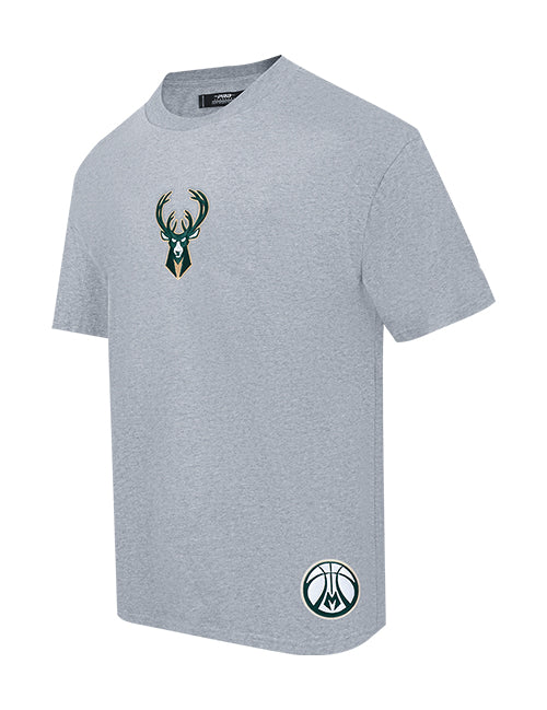 Pro Standard Wingspan Milwaukee Bucks Drop Shoulder T-Shirt-angled front