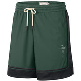 Nike Standard Issue Game Milwaukee Bucks 6'' Short