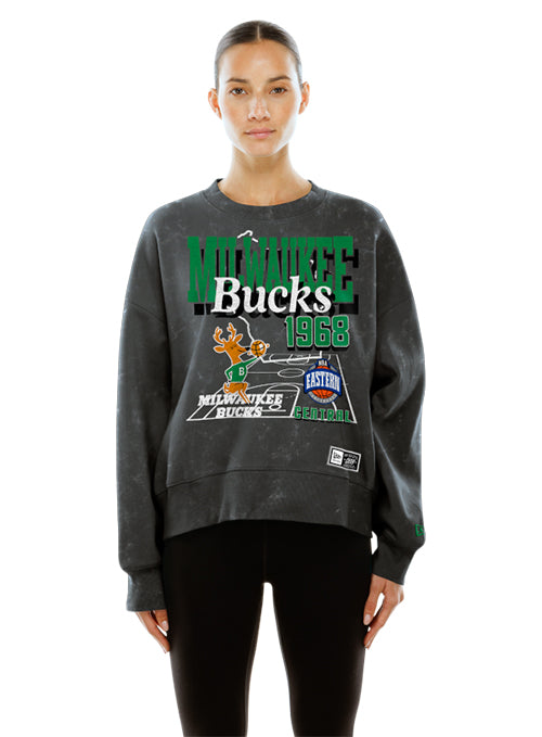 Women's New Era HWC '68 Milwaukee Bucks Washed Crewneck Sweatshirt
