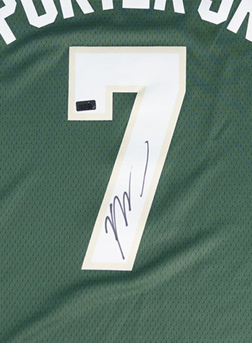 Signed Nike 2022 Icon Edition Kevin Porter Jr. Milwaukee Bucks Swingman Jersey-signature