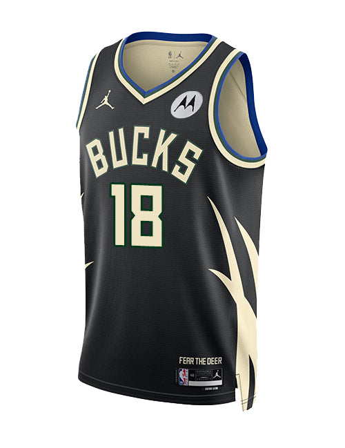 Jordan 2022 Statement Edition Kyle Kuzma Milwaukee Bucks Swingman Jersey-front
